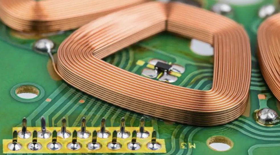 No ke aha ke kumukūʻai o ka electromagnetic