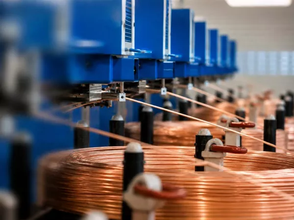 Two-roll precision rolling mill on copper flat wire production line